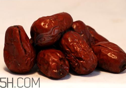 一個(gè)紅棗多少克 一斤紅棗有多少個(gè) 一個(gè)紅棗多少克 一斤紅棗有多少個(gè)