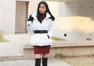 棉服搭配短裙好看嗎？棉襖搭配短裙圖片
