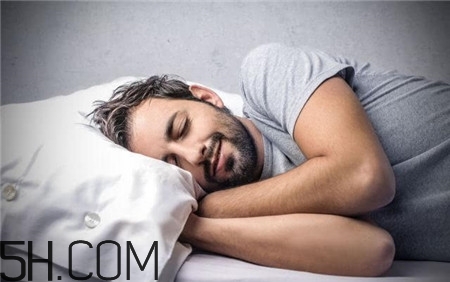 睡覺時手麻是怎么回事？手麻是哪些病的隱患？