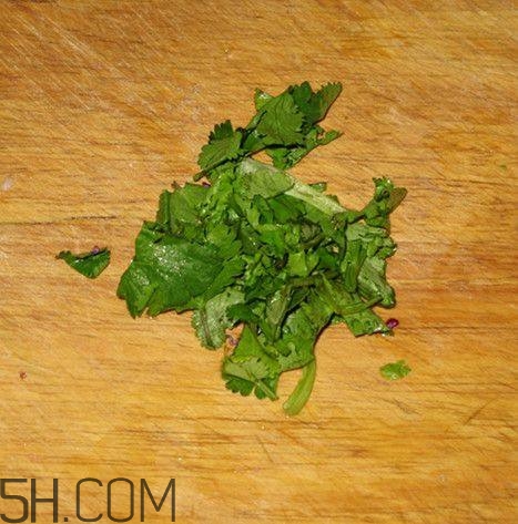 畸形果蔬營養(yǎng)價值更高？畸形果蔬是什么原因引起的？