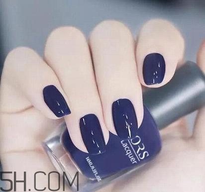 手黑適合做什么美甲好看？手膚色暗沉適合的指甲油