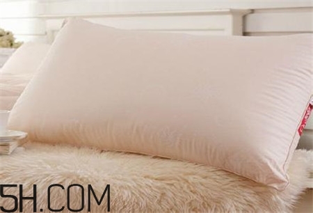 睡覺時手麻是怎么回事？手麻是哪些病的隱患？