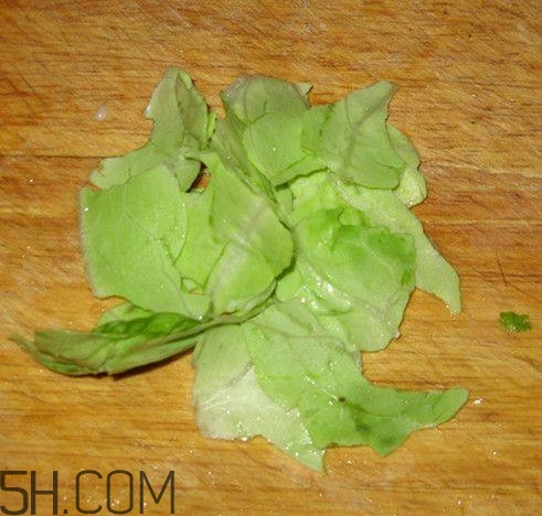 畸形果蔬營養(yǎng)價值更高？畸形果蔬是什么原因引起的？