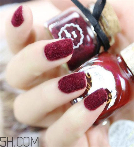 長期美甲的8大危害 如何護理指甲 長期美甲的8大危害 如何護理指甲