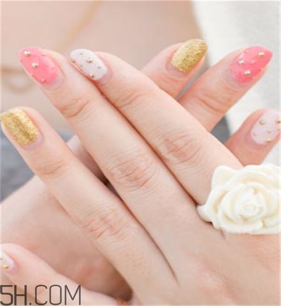 長期美甲的8大危害 如何護理指甲 長期美甲的8大危害 如何護理指甲