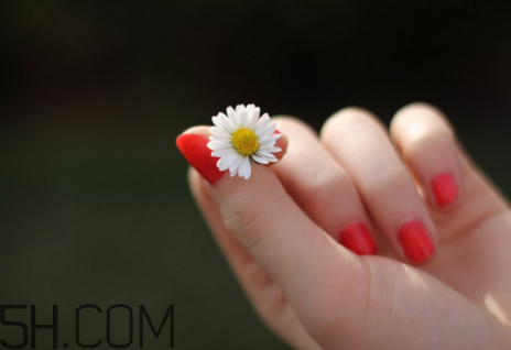 冬天如何美甲不脫色？冬天美甲要注意什么？