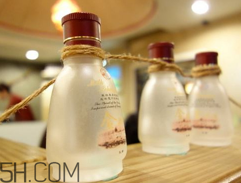 一兩白酒的熱量是多少 一斤白酒的熱量是多少 一兩白酒的熱量是多少 一斤白酒的熱量是多少