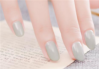 芭比膠是什么？指甲油怎么涂不掉色？