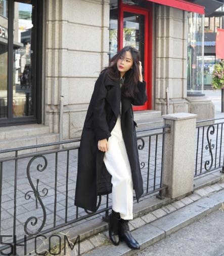 冬天穿白色褲子好看嗎？冬天白色褲子搭配圖片