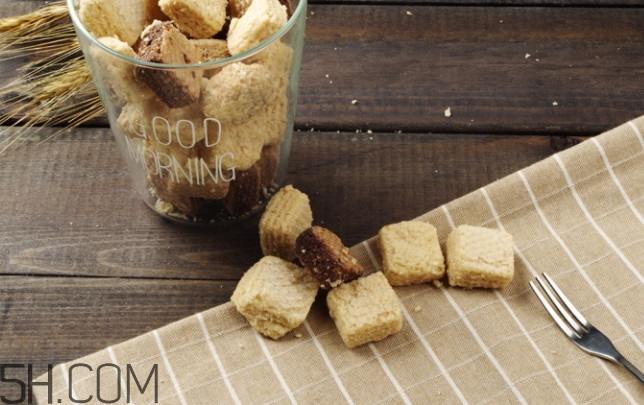 萊家威化餅是哪里產(chǎn)的 萊家威品牌介紹 萊家威化餅是哪里產(chǎn)的 萊家威品牌介紹