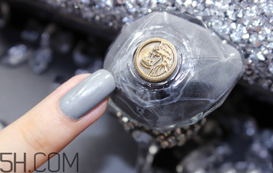 指甲油干了加什么好？人魚之水指甲油好嗎？