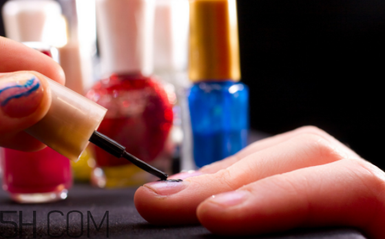 過期的指甲油還能用嗎？卸指甲油的小妙招