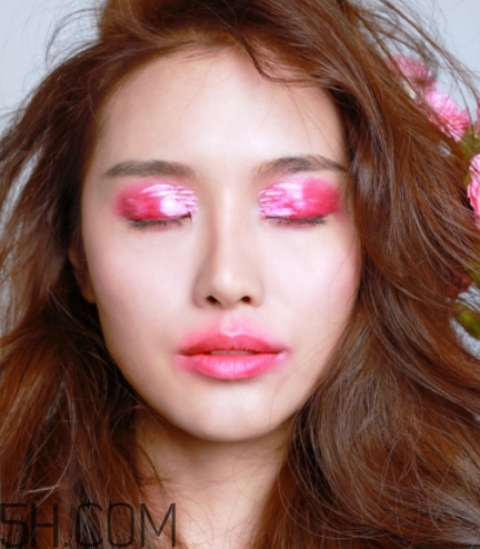 2018流行什么妝容？2018女性流行妝容