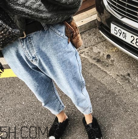 牛仔褲粘上口香糖怎么除掉？牛仔褲上的機(jī)油怎么洗掉？