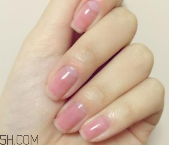 怎么判斷指甲油是否快干？水晶甲要怎么卸？