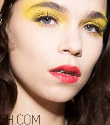 2018年流行什么眼妝？2018年流行眼妝趨勢(shì)