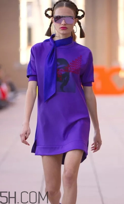 紫外光色衣服怎么搭配？紫外光色衣服搭配什么顏色