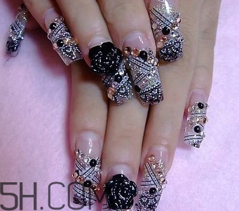 怎么判斷指甲油是否快干？水晶甲要怎么卸？