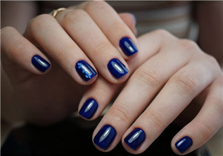 指甲分層是怎么回事？涂指甲油的注意事項(xiàng)