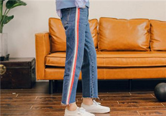 牛仔褲買回來要洗嗎？新買的牛仔褲怎么洗？