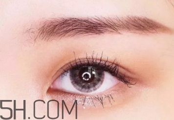 2018年流行什么眼影顏色？2018年眼影流行色