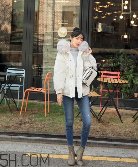 棉襖配牛仔褲好看嗎？棉服搭配牛仔褲圖片