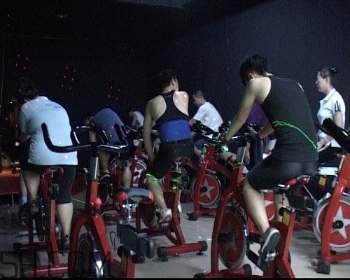 騎動(dòng)感單車(chē)能瘦腿嗎？騎動(dòng)感單車(chē)瘦腿的方法有哪些？