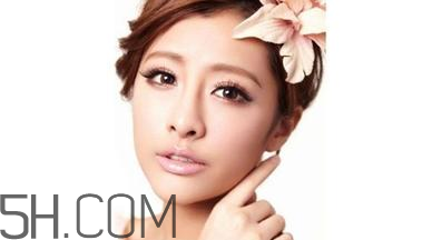 植眉和繡眉的區(qū)別 繡眉后多久可以清洗眉部 植眉和繡眉的區(qū)別 繡眉后多久可以清洗眉部