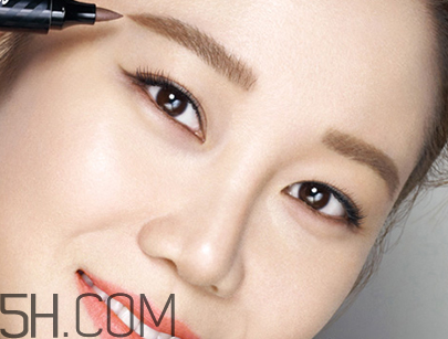 半永久眉毛修復(fù)劑要用幾天？飄眉好還是霧眉好？