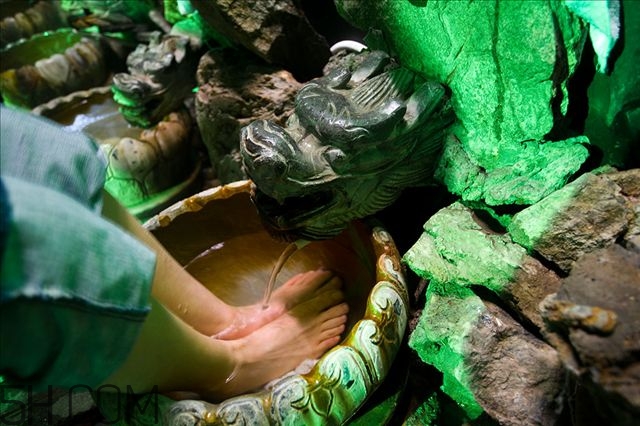 一邊泡腳一邊敷面膜好嗎 常泡腳有益健康 一邊泡腳一邊敷面膜好嗎 常泡腳有益健康