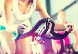 騎動(dòng)感單車對膝蓋傷害大嗎？騎動(dòng)感單車怎么保護(hù)膝蓋？
