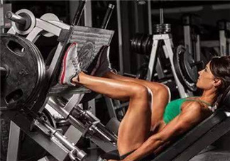 腿舉可以代替深蹲嗎？腿舉和深蹲哪個(gè)好？