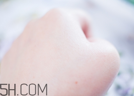 鉛筆是指什么牌子？鉛筆是什么護(hù)膚品？