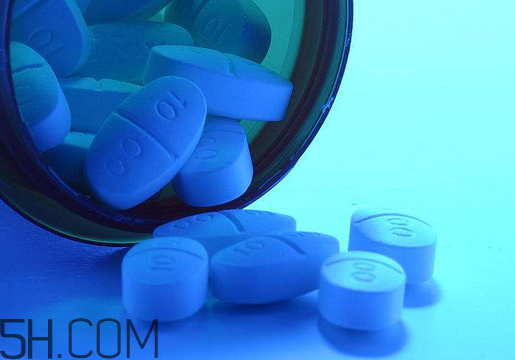 萬(wàn)艾可需要處方嗎？萬(wàn)艾可藥店都有賣的嗎？