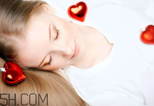 婦炎潔是酸性還是堿性？婦炎潔是什么顏色的？