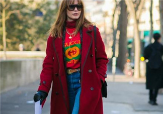 冬天牛仔褲配什么上衣？冬天穿牛仔褲怎么搭配？