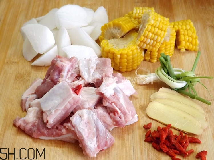 吃白蘿卜有哪些益處？白蘿卜的養(yǎng)生功效有哪些？