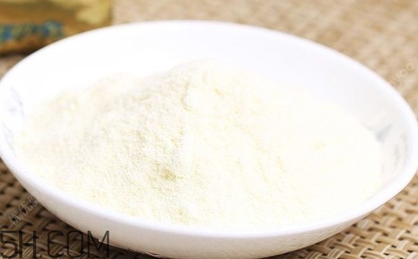 成人為什么也要喝奶粉？成人喝奶粉的好處有哪些？