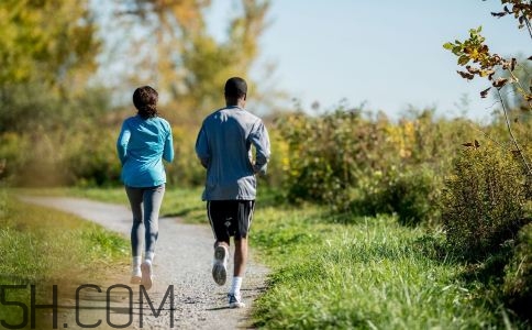 慢跑堅持多久才能減肥？慢跑的減肥效果如何？