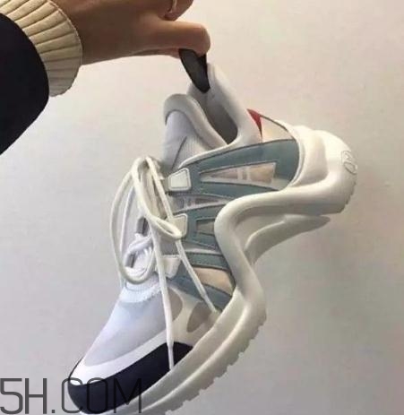 老爹鞋是什么意思？老爹鞋是什么牌子？