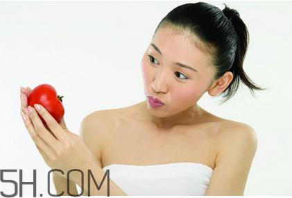 婦炎潔要泡多久？婦炎潔能去除異味嗎？