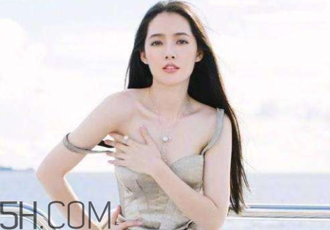 少女一抬腿打一煙名 少女一抬腿為什么是玉溪 少女一抬腿打一煙名 少女一抬腿為什么是玉溪