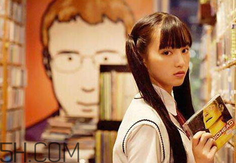 少女一抬腿打一煙名 少女一抬腿為什么是玉溪 少女一抬腿打一煙名 少女一抬腿為什么是玉溪