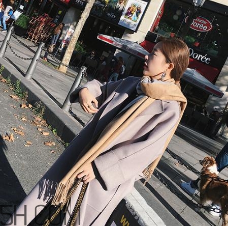 雙面呢大衣會(huì)起球嗎？雙面呢大衣怎么穿不起球？