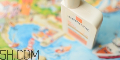 理膚泉大哥大防曬金標和綠標哪個好_區(qū)別