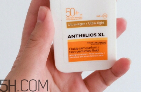 理膚泉大哥大防曬金標和綠標哪個好_區(qū)別