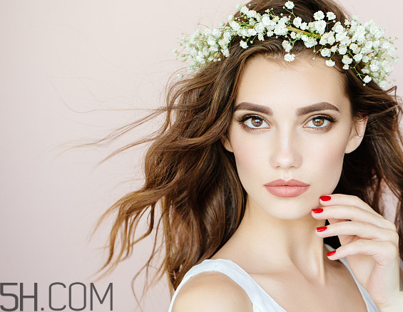 潔爾陰是中藥成分嗎？潔爾陰是純中藥嗎？