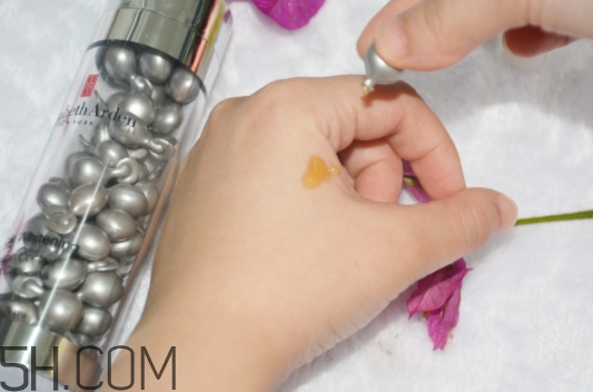 雅頓白手套膠囊怎么用？雅頓白手套膠囊晚上用還是白天用