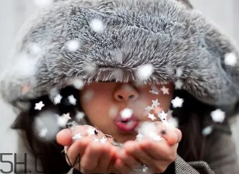 2018年春節(jié)多少度 2018年春節(jié)溫度預(yù)測 2018年春節(jié)多少度 2018年春節(jié)溫度預(yù)測