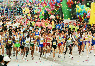 跑馬拉松可以喝紅牛嗎？跑馬拉松前什么時候喝紅牛最好？